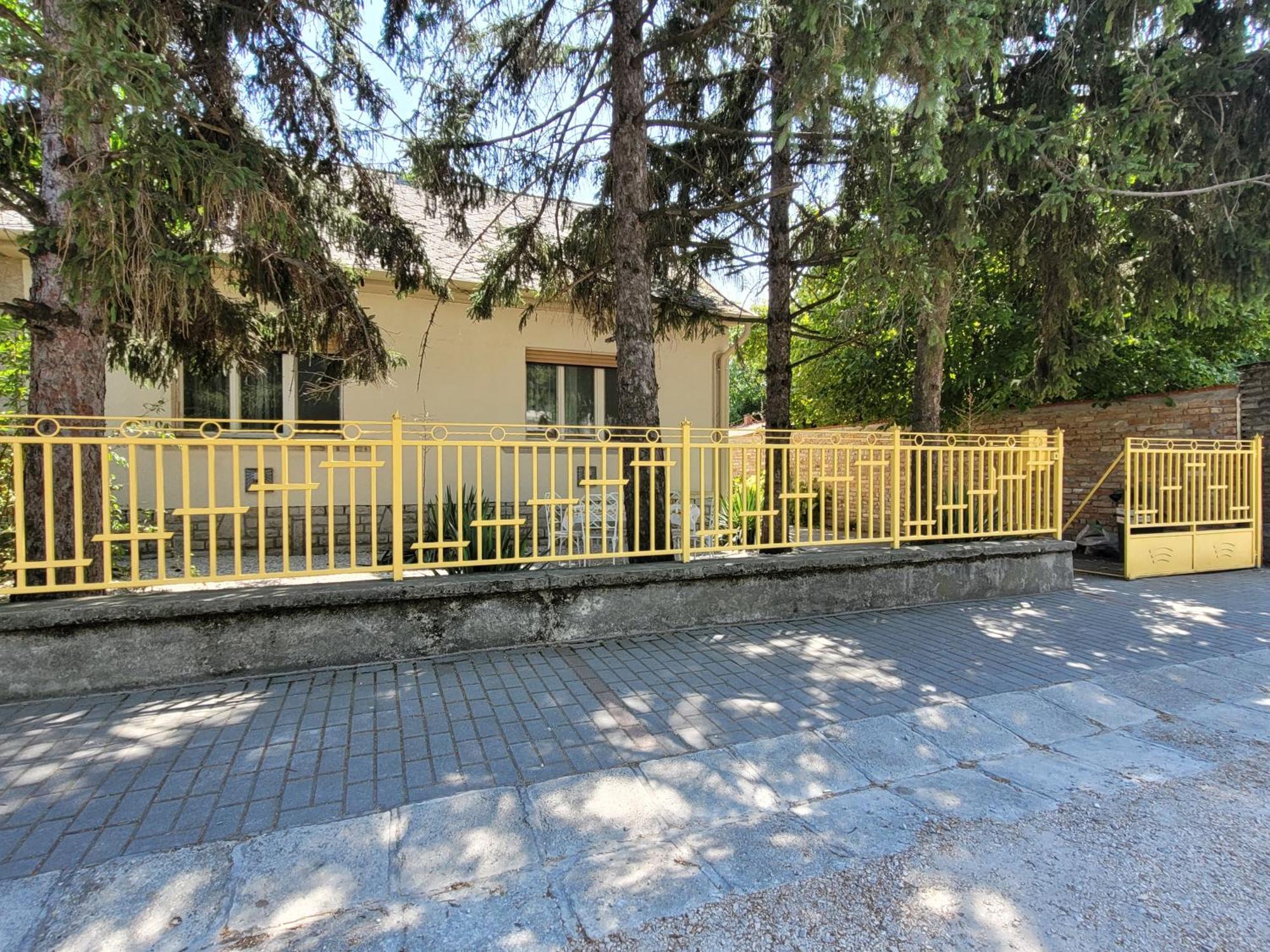 Tulipan Vendeghaz Apartment Siofok Luaran gambar