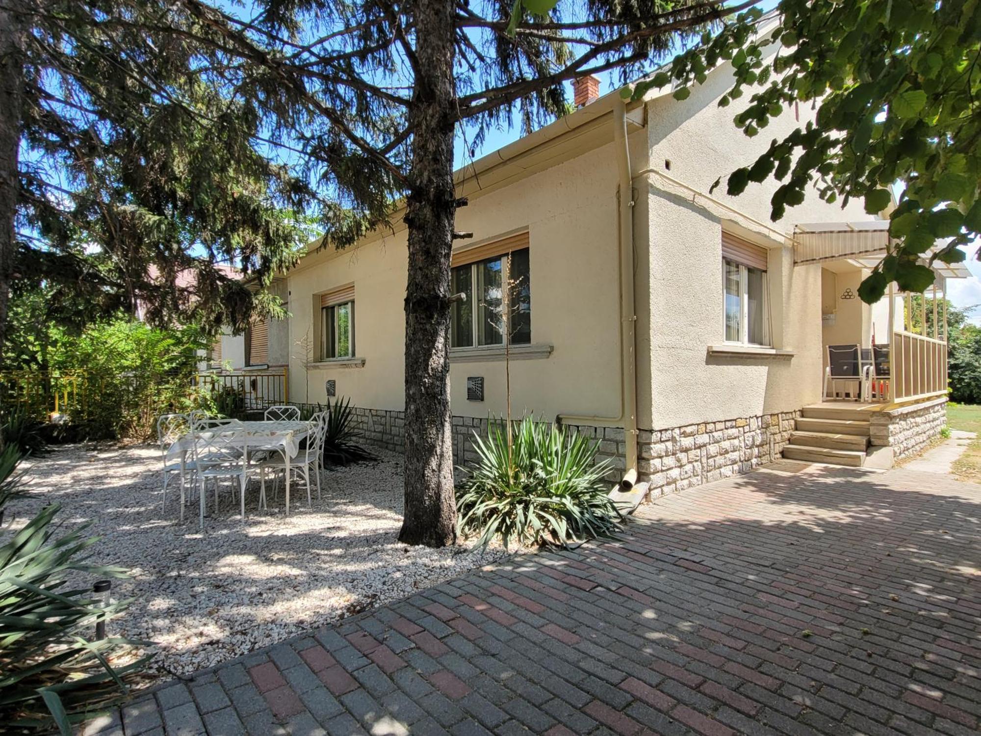 Tulipan Vendeghaz Apartment Siofok Luaran gambar